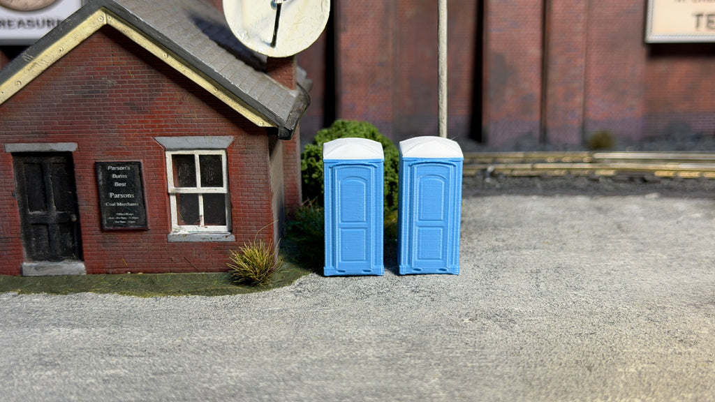 Portable Toilet (Pack of 2) in OO Scale