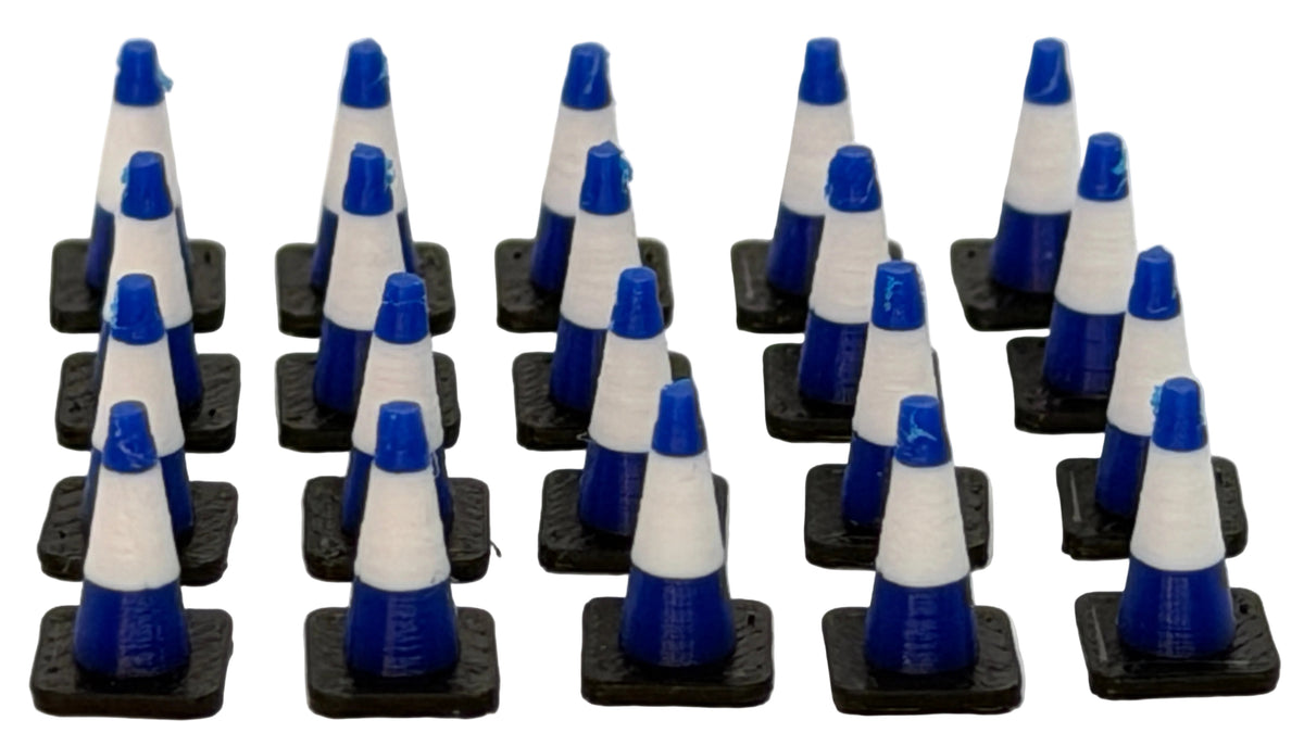 Traffic Cones (Pack of 20) in OO Scale
