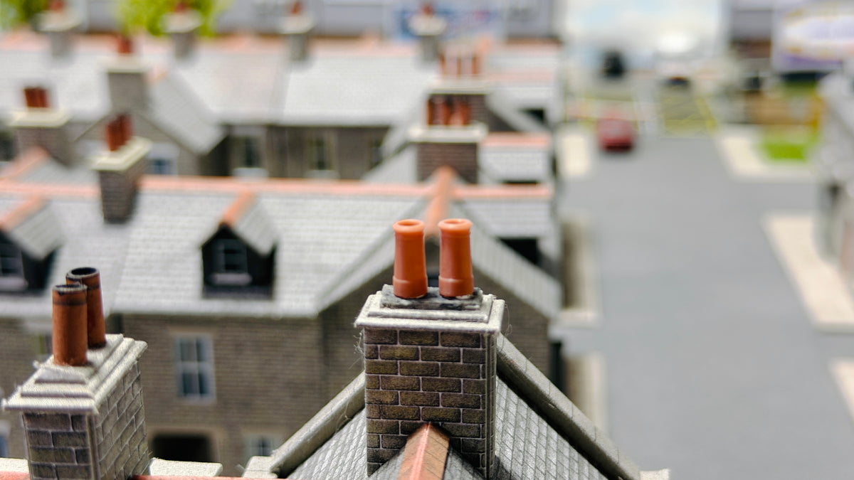 Cannon Head Chimney Pot (Pack of 12) in OO Scale